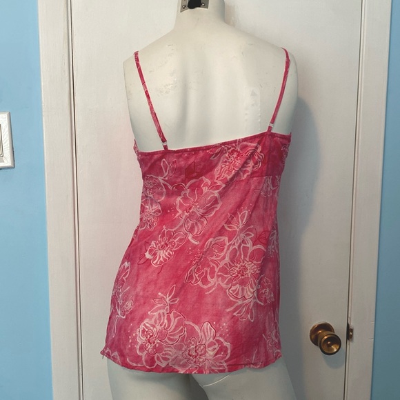 Floral Bliss: Pink Spaghetti Top with Empire Waist and Beaded Detail - Picture 3 of 4